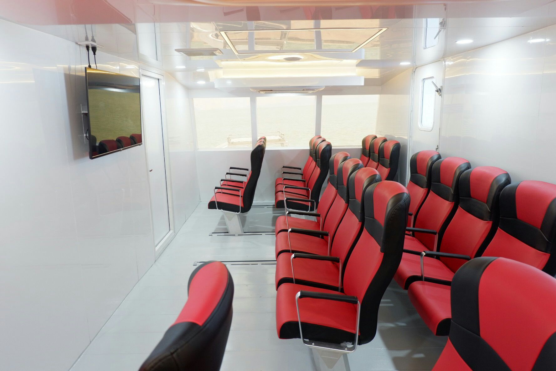 Haad Tha Nam High Speed Catamaran