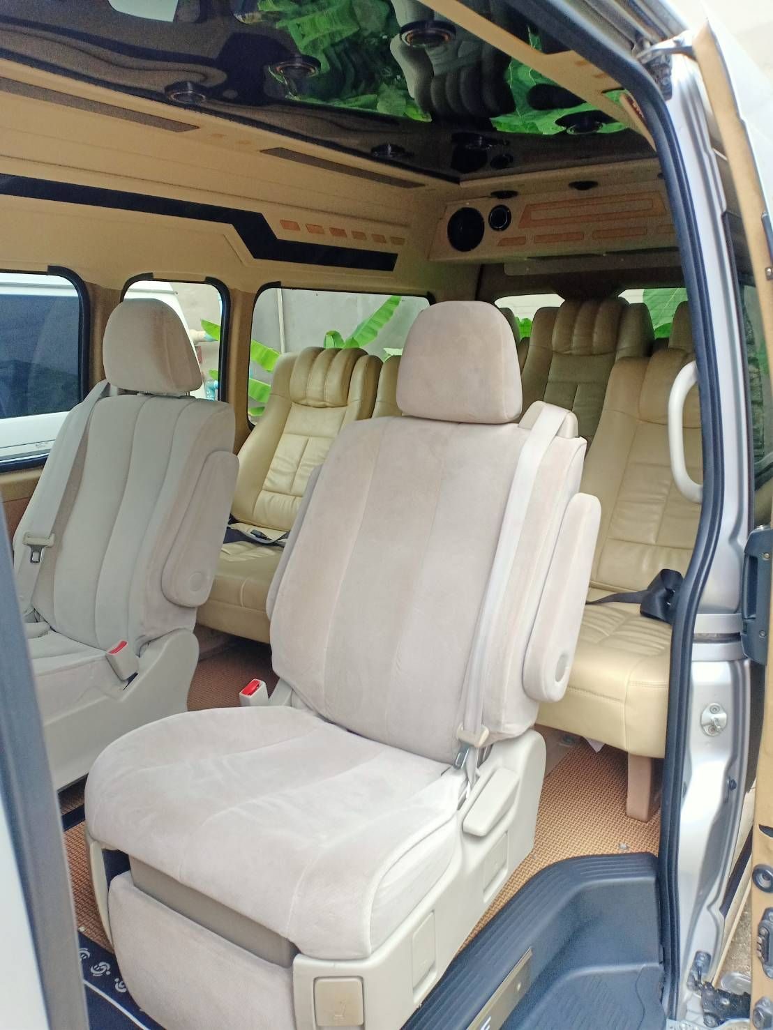 Minivan