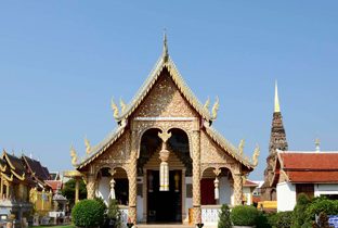 Wat Chamathewi, Lamphun