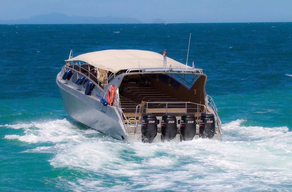 Speedboat