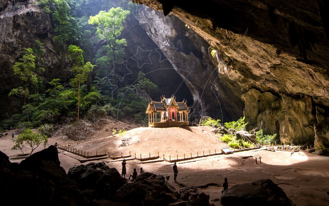 Phraya Nakhon Cave, Sam Roi Yot - Hua Hin